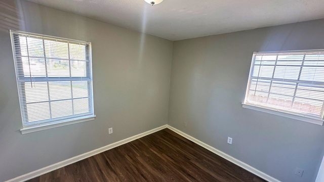 3829 FORD RD, Memphis, TN 38109