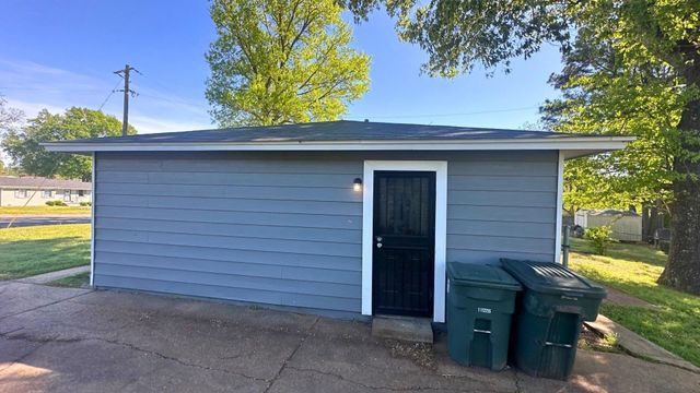 3829 FORD RD, Memphis, TN 38109