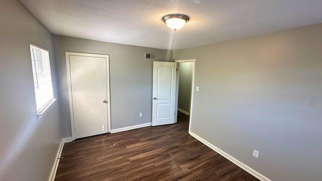 3829 FORD RD, Memphis, TN 38109