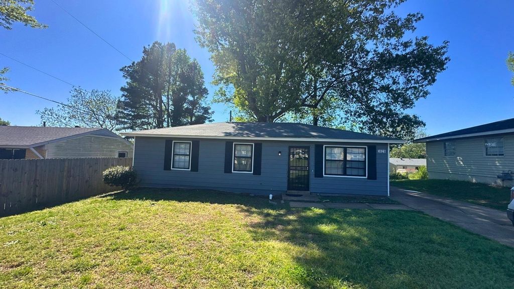 3829 FORD RD, Memphis, TN 38109