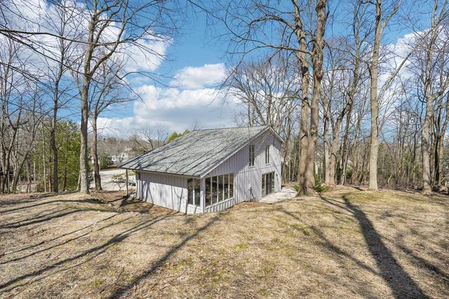 741 Summit COURT, West Bend, WI 53095