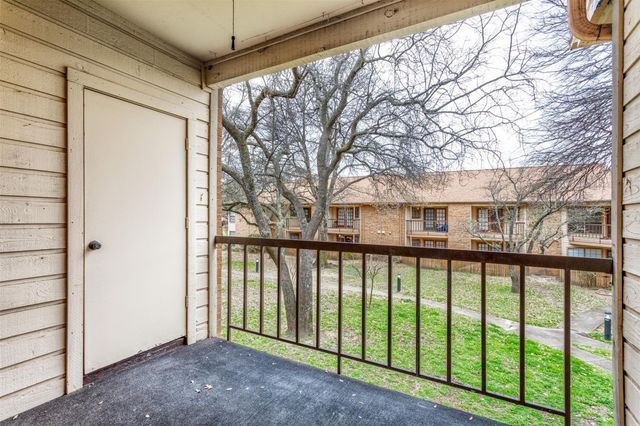 16301 Ledgemont Lane 283, Addison, TX 75001