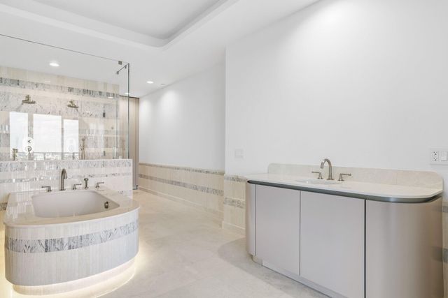 1333 S Flagler Drive 702, West Palm Beach, FL 33401