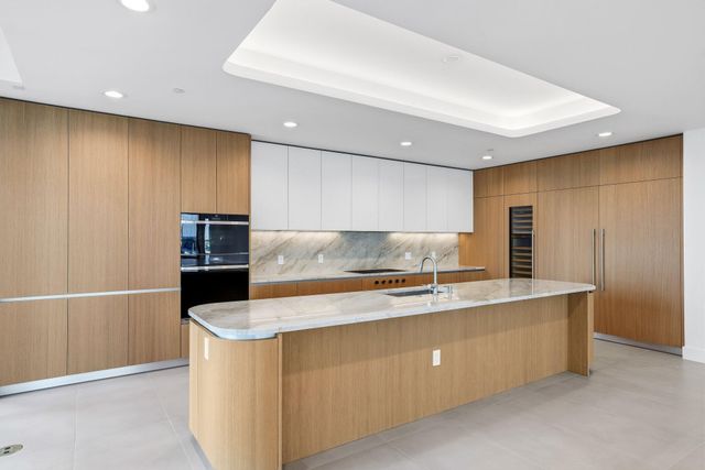 1333 S Flagler Drive 702, West Palm Beach, FL 33401