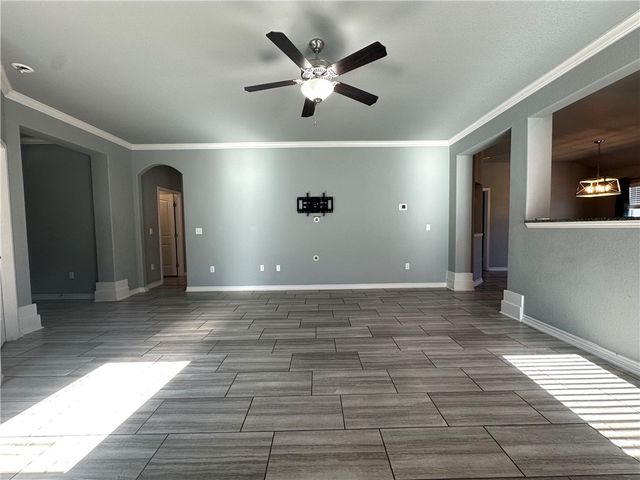 1017 Santa Catalina St, Portland, TX 78374