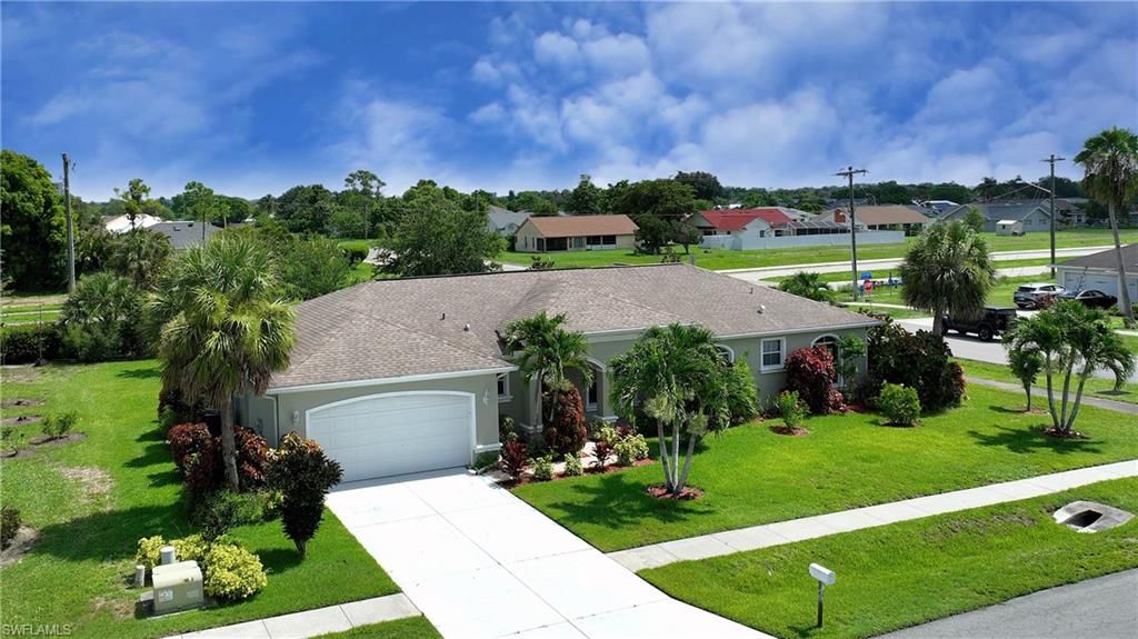 599 Genevieve DR, LEHIGH ACRES, FL 33936 — photo 2