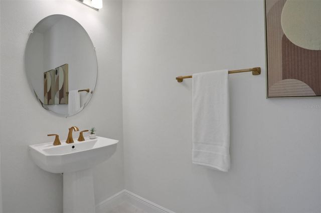 172 EAGLESTON LANE, Lakewood Ranch, FL 34240