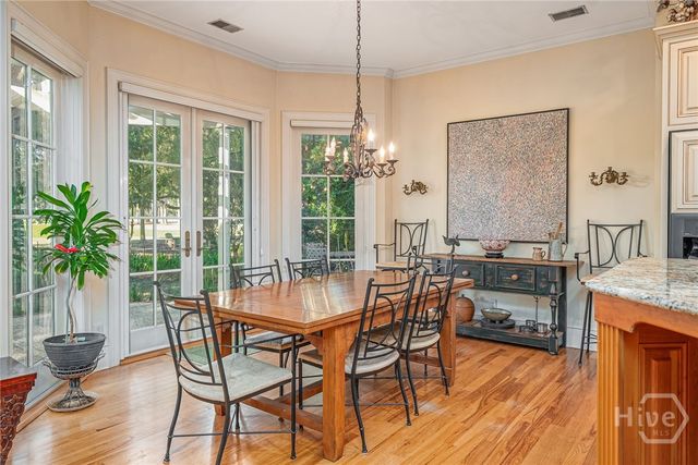 6 Oak Shadow Court, Savannah, GA 31411