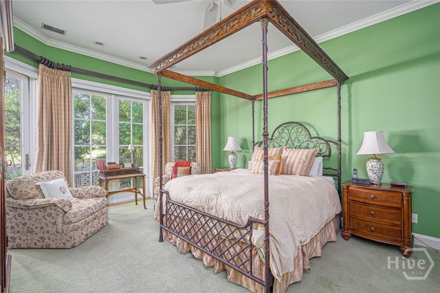 6 Oak Shadow Court, Savannah, GA 31411