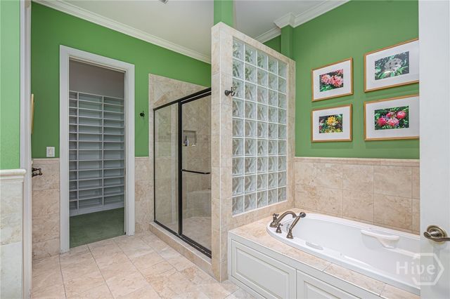 6 Oak Shadow Court, Savannah, GA 31411