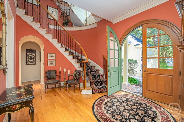 6 Oak Shadow Court, Savannah, GA 31411