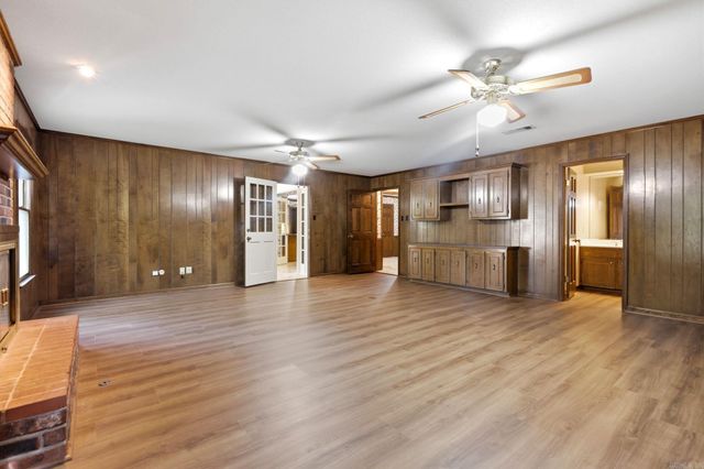 23 Portland Road, Little Rock, AR 72212