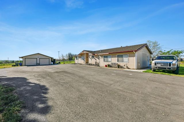 11890 Cresthill Drive, Elk Grove, CA 95624