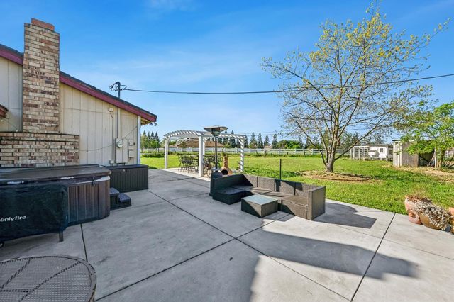 11890 Cresthill Drive, Elk Grove, CA 95624