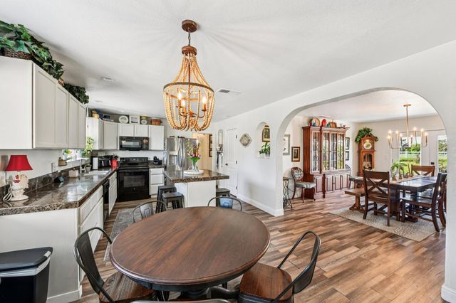 11890 Cresthill Drive, Elk Grove, CA 95624