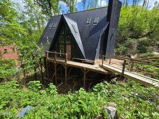 413 Wiley Oakley Drive, Gatlinburg, TN 37738
