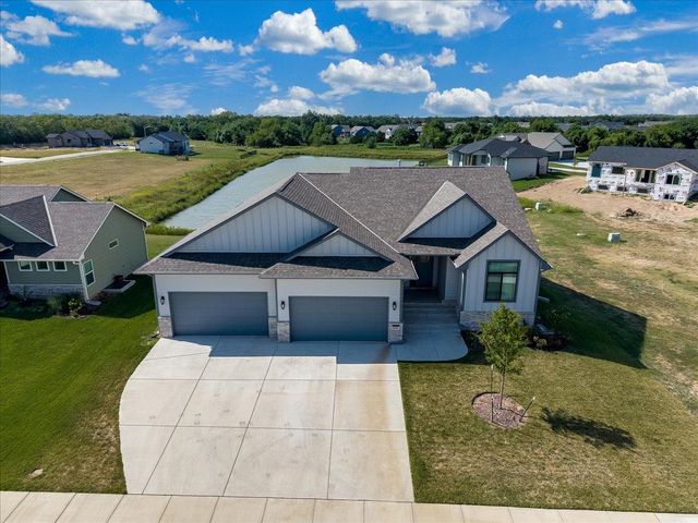 1425 W Cozy Hollow St, Goddard, KS 67052