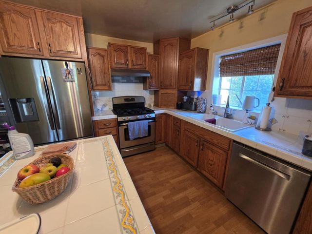 30 Hebert Road, Salinas, CA 93906