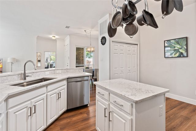 8718 Falls Road, Irving, TX 75063