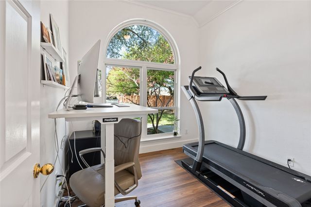 8718 Falls Road, Irving, TX 75063