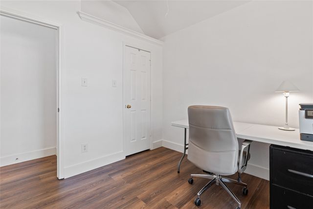 8718 Falls Road, Irving, TX 75063