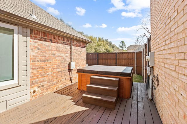 8718 Falls Road, Irving, TX 75063