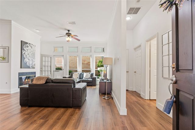 8718 Falls Road, Irving, TX 75063