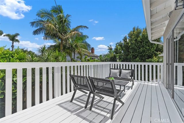 9001 Oceanwood Drive, Huntington Beach, CA 92646