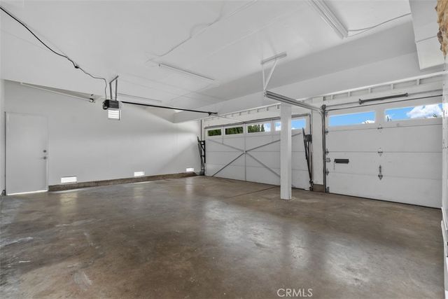 9001 Oceanwood Drive, Huntington Beach, CA 92646