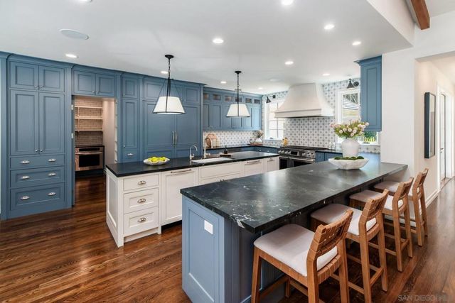 6056 Calle Camposeco, Rancho Santa Fe, CA 92067