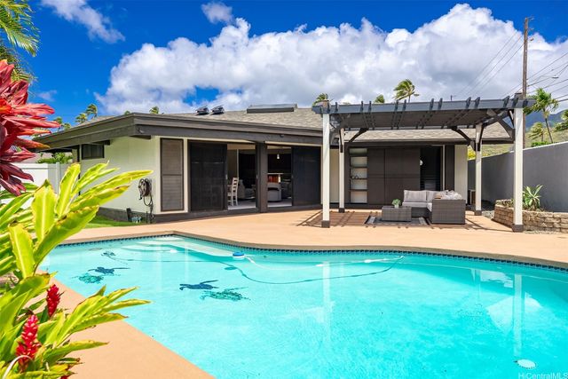 7081 Kalanianaole Highway, Honolulu, HI 96825