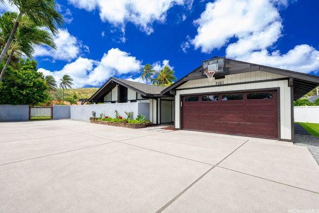 7081 Kalanianaole Highway, Honolulu, HI 96825