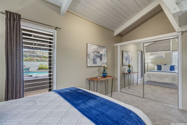 7081 Kalanianaole Highway, Honolulu, HI 96825