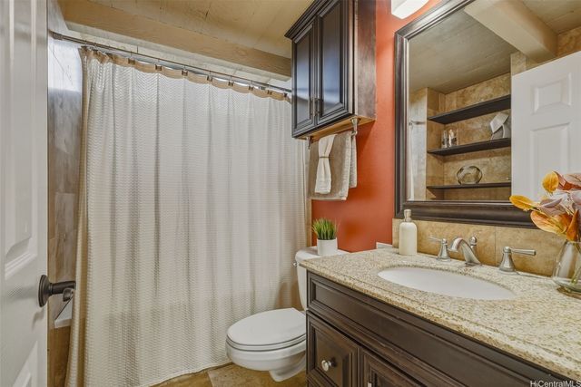 7081 Kalanianaole Highway, Honolulu, HI 96825