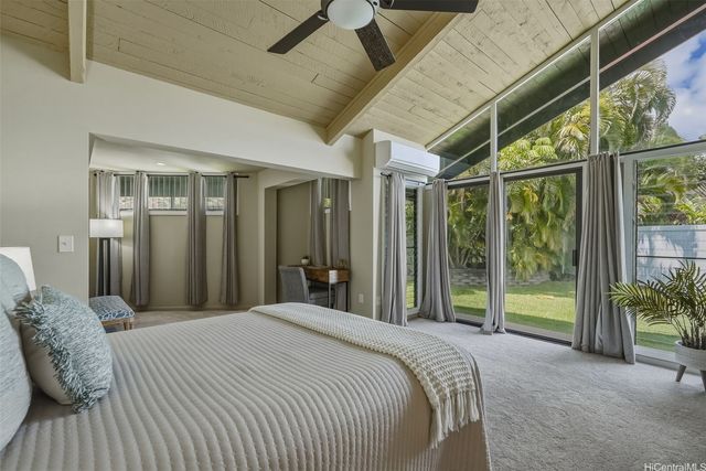 7081 Kalanianaole Highway, Honolulu, HI 96825