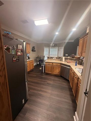1008 Elaine Court, Mcdonough, GA 30252