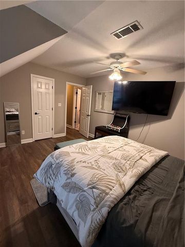1008 Elaine Court, Mcdonough, GA 30252
