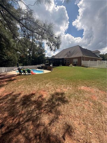 1008 Elaine Court, Mcdonough, GA 30252