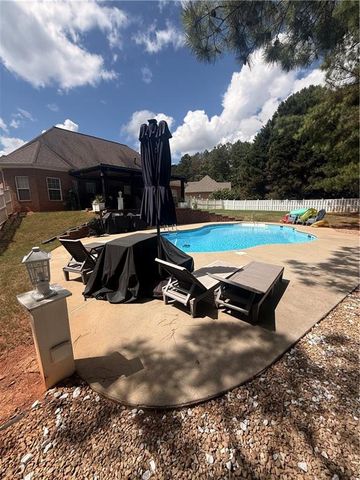1008 Elaine Court, Mcdonough, GA 30252
