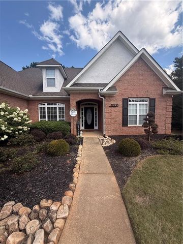 1008 Elaine Court, Mcdonough, GA 30252