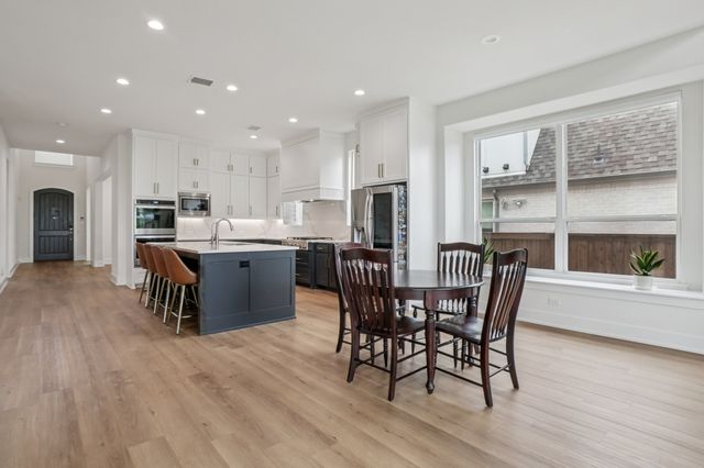 3960 Medio Creek Drive, Prosper, TX 75078