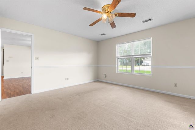 315 Woods Trail, Perry, GA 31069