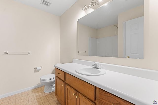 315 Woods Trail, Perry, GA 31069