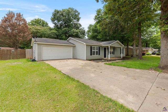 315 Woods Trail, Perry, GA 31069