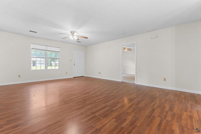 315 Woods Trail, Perry, GA 31069