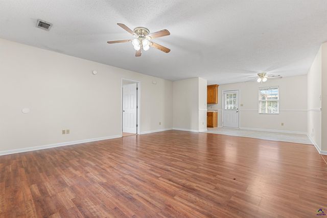 315 Woods Trail, Perry, GA 31069