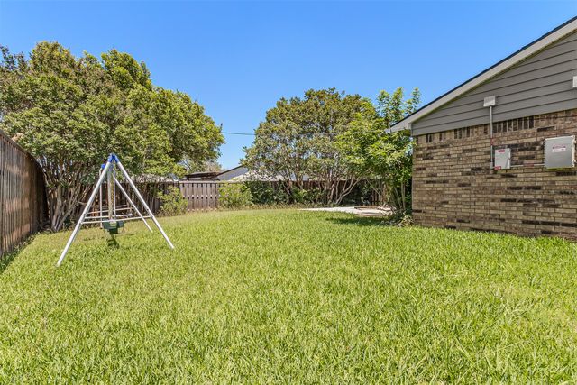 3627 Longcourt Circle, Mesquite, TX 75150