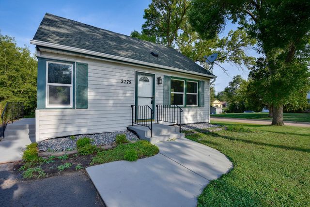 2775 Larch Lane N, Plymouth, MN 55441
