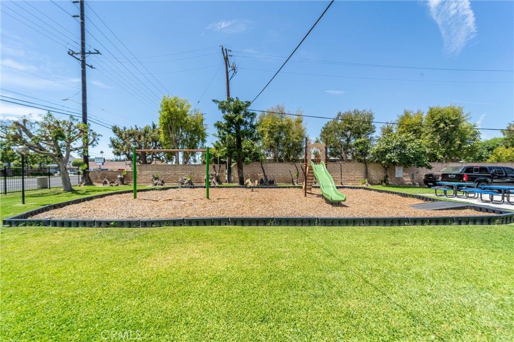 2767 W 1st Street 14, Santa Ana, CA 92703 — photo 4