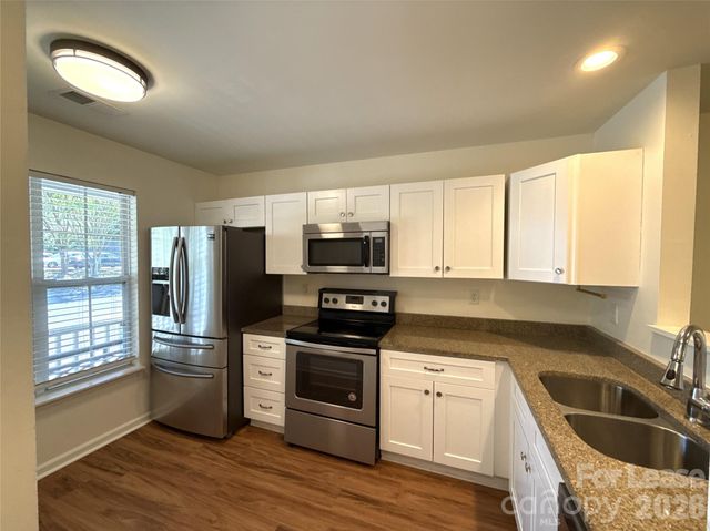 639 Mountainwater Drive, Charlotte, NC 28262